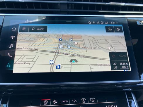 Used 2021 Audi Q8 Prestige AWD/4WD image 16