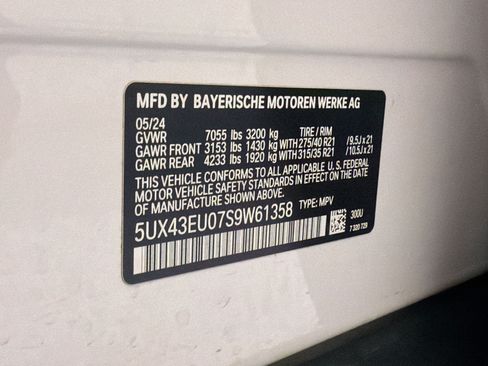 Used 2025 BMW X5 xDrive50e w/ Premium Package AWD/4WD image 28