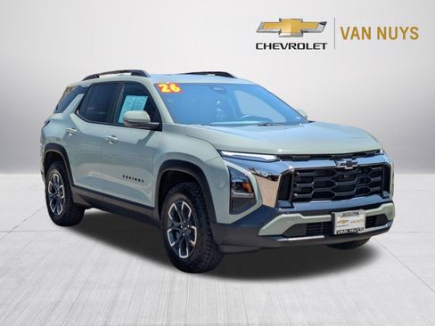 Used 2026 Chevrolet Equinox ACTIV AWD/4WD image 3