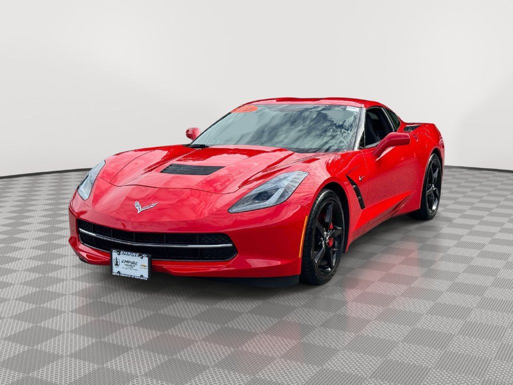 Used 2015 Chevrolet Corvette Stingray Coupe RWD image 3