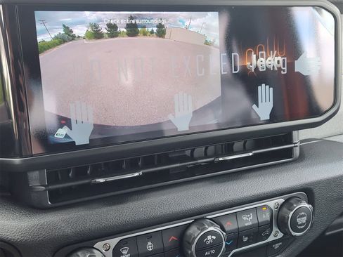 New 2025 Jeep Wrangler Sport S image 15