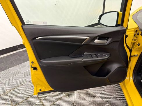 Used 2019 Honda Fit LX image 10