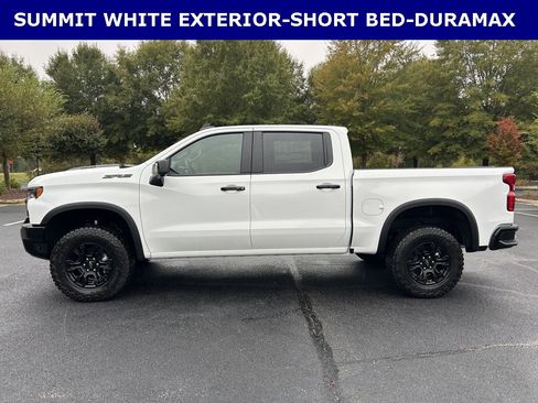 New 2026 Chevrolet Silverado 1500 ZR2 w/ Dark Appearance Package image 12