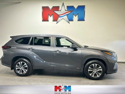 Used 2024 Toyota Highlander XLE