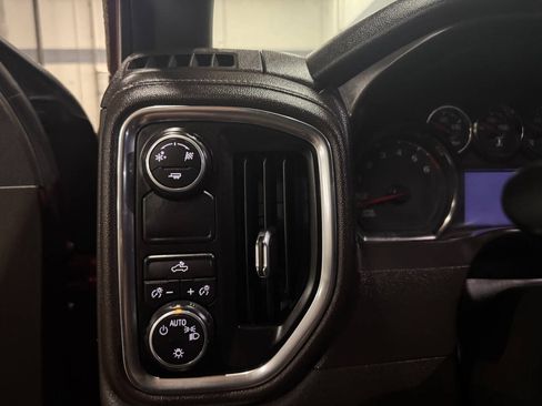 Used 2019 Chevrolet Silverado 1500 LT w/ Texas Edition RWD image 26