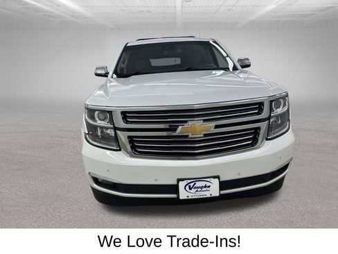 Used 2020 Chevrolet Suburban Premier AWD/4WD image 3