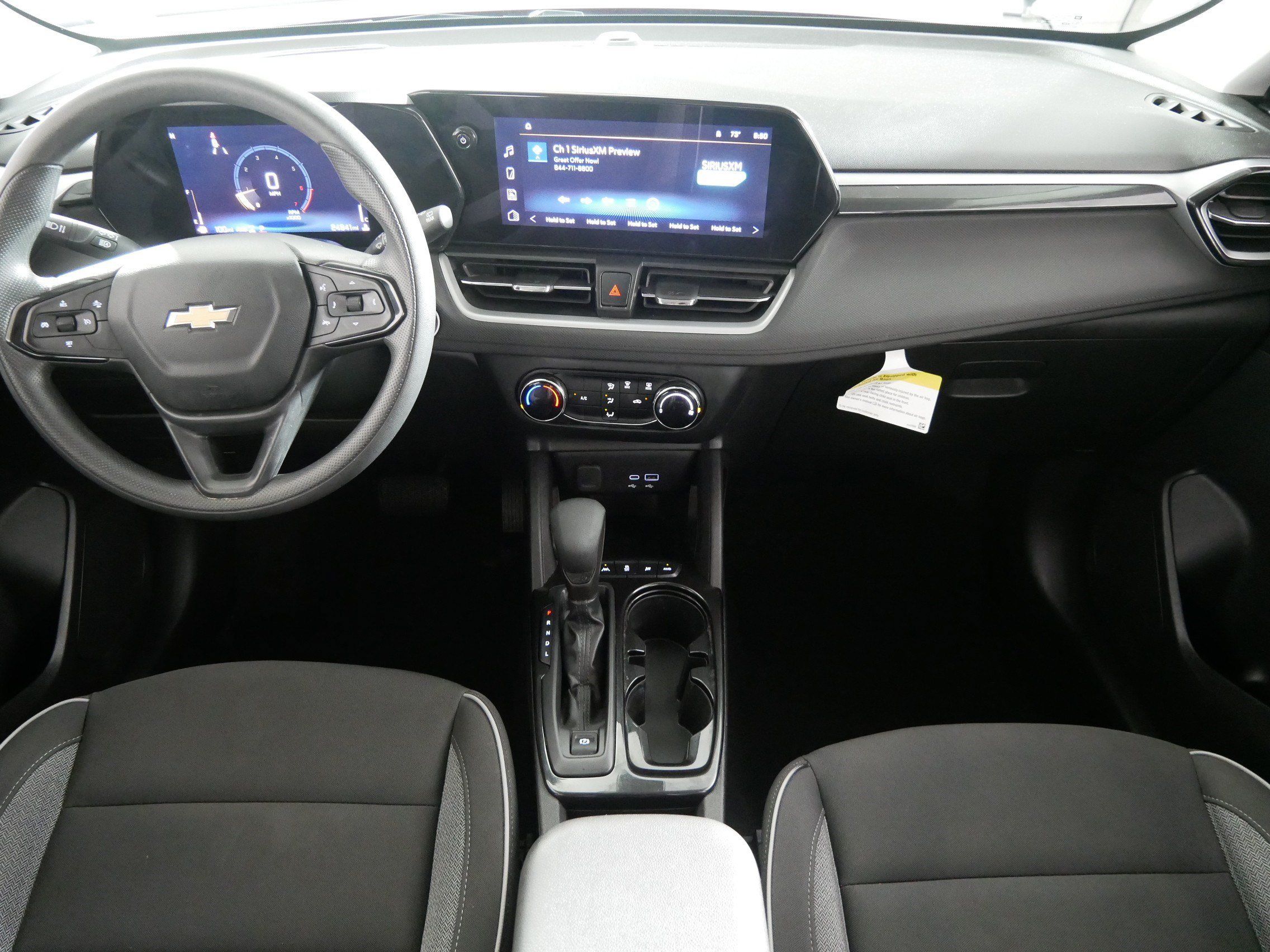 Used 2024 Chevrolet TrailBlazer LS w/ LS Convenience Package AWD/4WD image 10