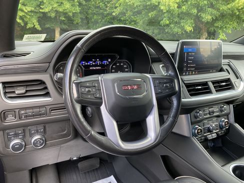 Used 2021 GMC Yukon SLT w/ SLT Premium Package AWD/4WD image 17