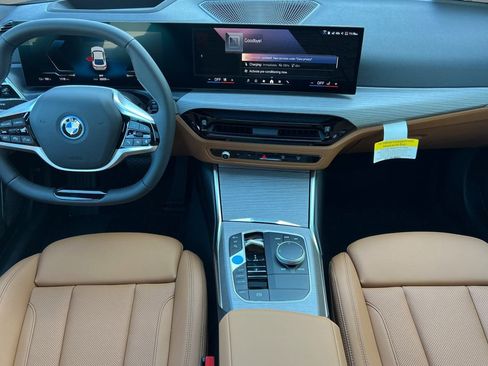 Used 2025 BMW i4 eDrive40 w/ Premium Package image 26