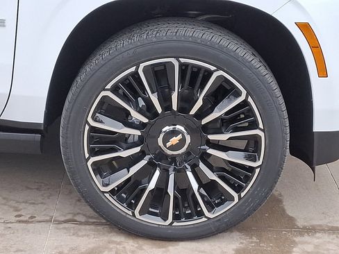 New 2026 Chevrolet Tahoe High Country image 8