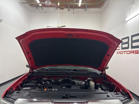 Used 2017 GMC Sierra 1500 SLE w/ SLE Value Package image 5