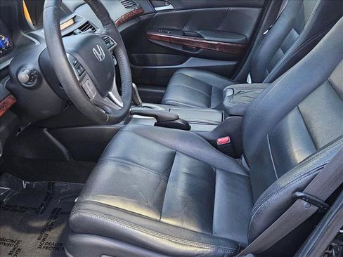 Used 2011 Honda Crosstour EX-L image 17