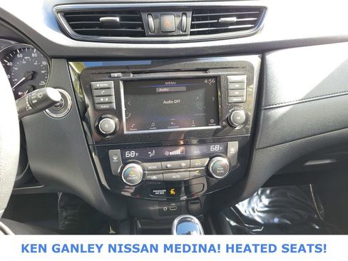 Used 2019 Nissan Rogue SV image 26