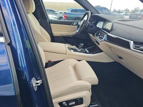 Used 2021 BMW X5 sDrive40i w/ Premium Package image 11