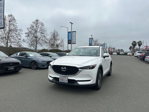 Used 2017 MAZDA CX-5 Sport image 1