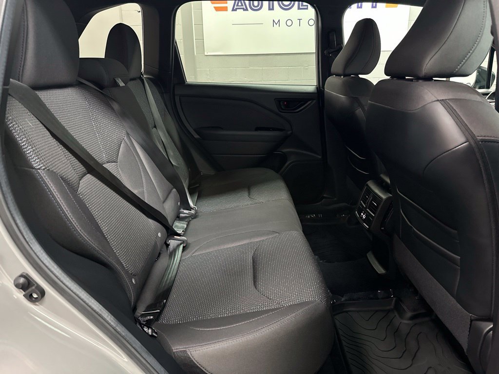 Used 2026 Subaru Forester Premium AWD/4WD image 21