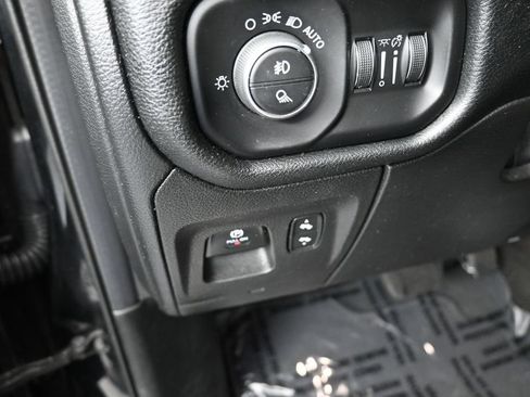 Used 2021 RAM 1500 Laramie w/ Sport Appearance Package AWD/4WD image 28