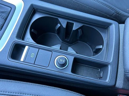 Used 2021 Audi Q3 2.0T Premium image 28