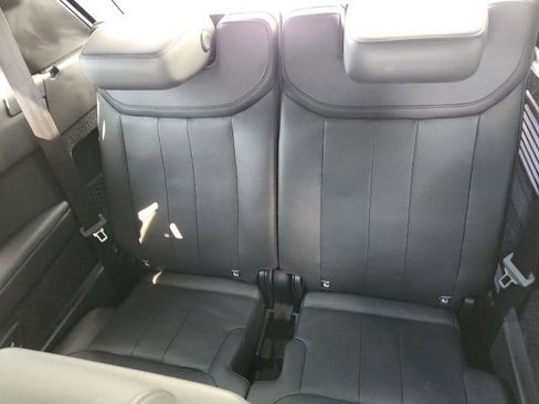 Used 2023 Land Rover Range Rover Long Wheelbase SE image 22