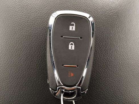 Used 2020 Chevrolet Malibu LS FWD image 32
