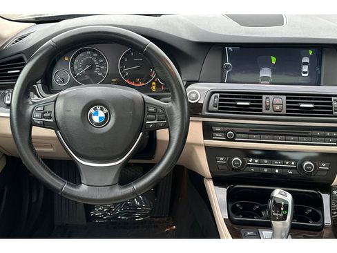 Used 2011 BMW 528i Sedan image 16
