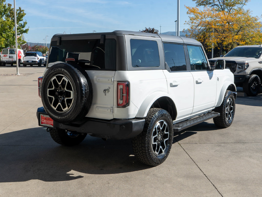 Used 2021 Ford Bronco Outer Banks AWD/4WD image 7