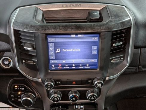 Used 2019 RAM 1500 Big Horn image 35