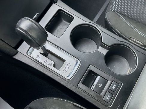 Used 2018 Subaru Outback 2.5i Premium image 19