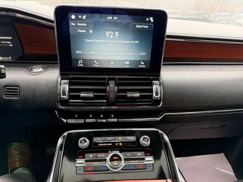 Used 2019 Lincoln Navigator L Reserve AWD/4WD image 24