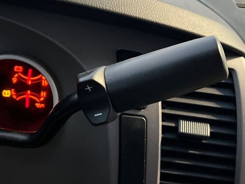 Used 2012 Toyota Tundra 2WD Double Cab image 24