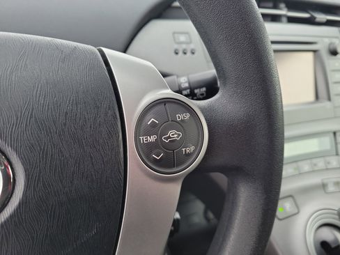 Used 2013 Toyota Prius Two image 21