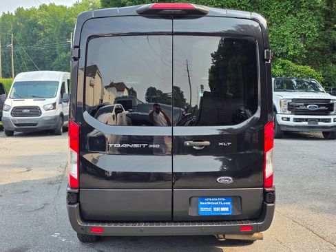 Used 2022 Ford Transit 350 XLT RWD image 5