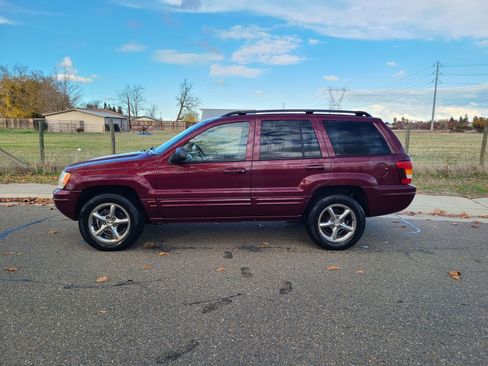 Used 2002 Jeep Grand Cherokee Limited image 2