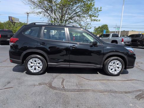 Used 2020 Subaru Forester w/ Popular Package #1 AWD/4WD image 6