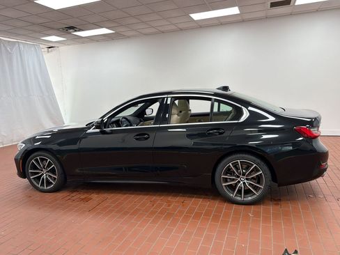 Used 2020 BMW 330i xDrive Sedan w/ Convenience Package AWD/4WD image 2