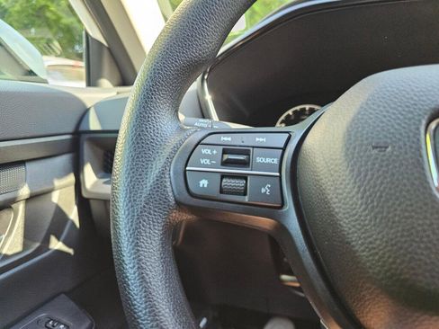 Certified 2025 Honda CR-V LX image 32