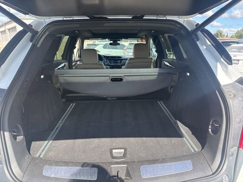 Used 2017 Cadillac XT5 Premium Luxury w/ Driver Assist Package image 14