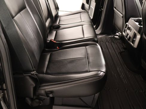 Used 2020 Ford F350 Lariat image 15