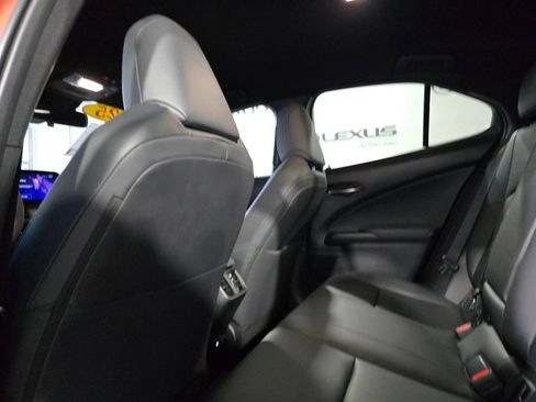 Used 2025 Lexus UX 300h FWD image 25