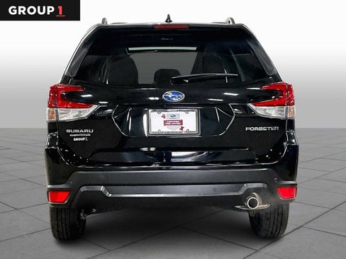 Used 2023 Subaru Forester Limited image 5