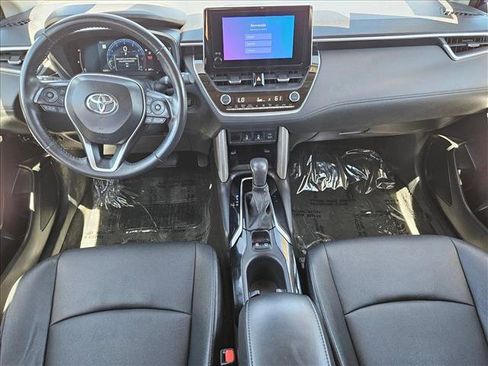 Used 2024 Toyota Corolla Cross XLE FWD image 16