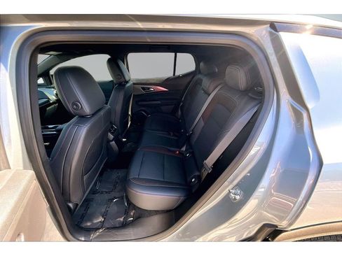 Used 2024 Chevrolet Equinox EV RS FWD image 22