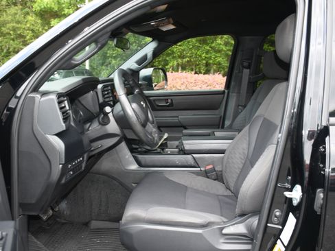 Certified 2026 Toyota Tundra SR AWD/4WD image 7