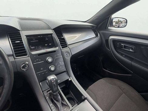 Used 2013 Ford Taurus SEL FWD image 16