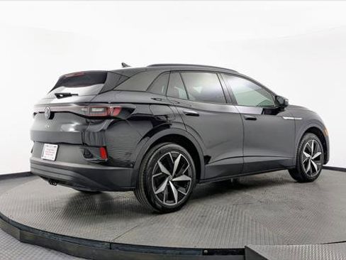 Used 2023 Volkswagen ID.4 Pro S AWD/4WD image 8