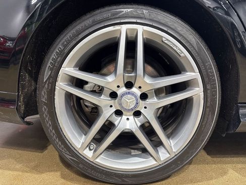 Used 2014 Mercedes-Benz E 350 4MATIC image 30