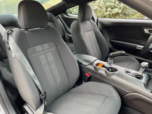 Used 2019 Ford Mustang GT image 41