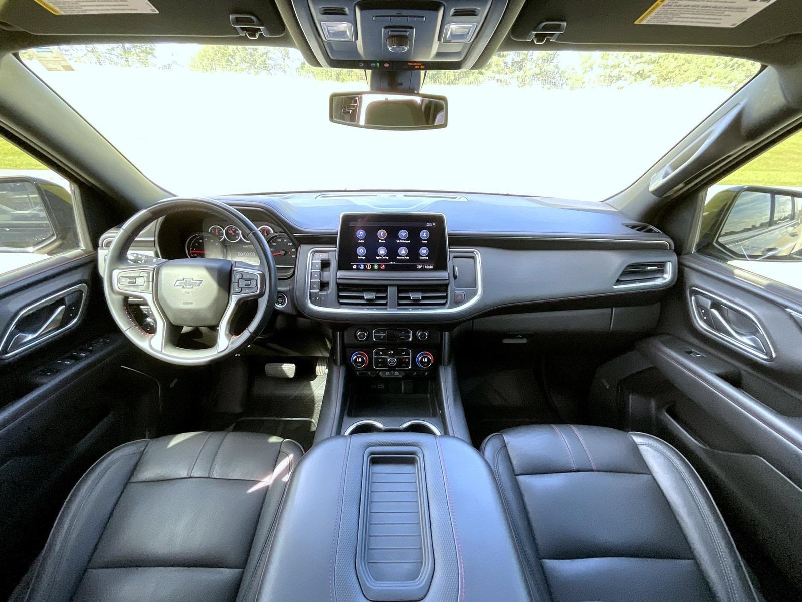 Used 2021 Chevrolet Suburban RST AWD/4WD image 15