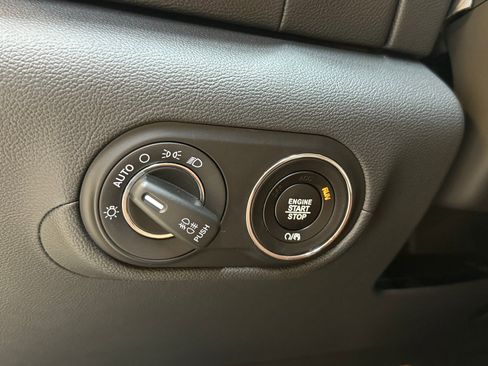 Used 2018 Maserati Levante 3.0L image 26