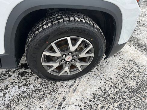 Used 2020 GMC Acadia SLE w/ Driver Convenience Package image 12